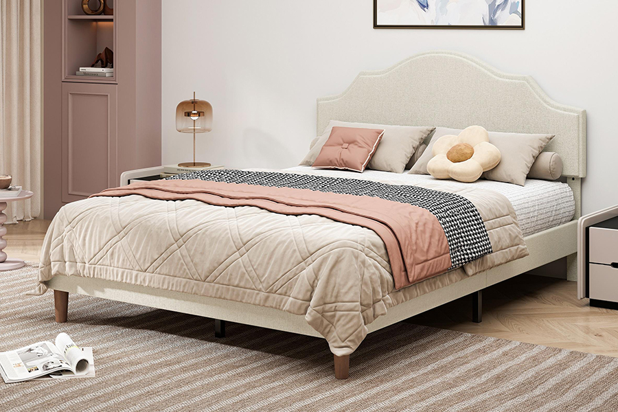 N21 Vysoce kvalitní čalouněná postel z béžové látky Queen Size