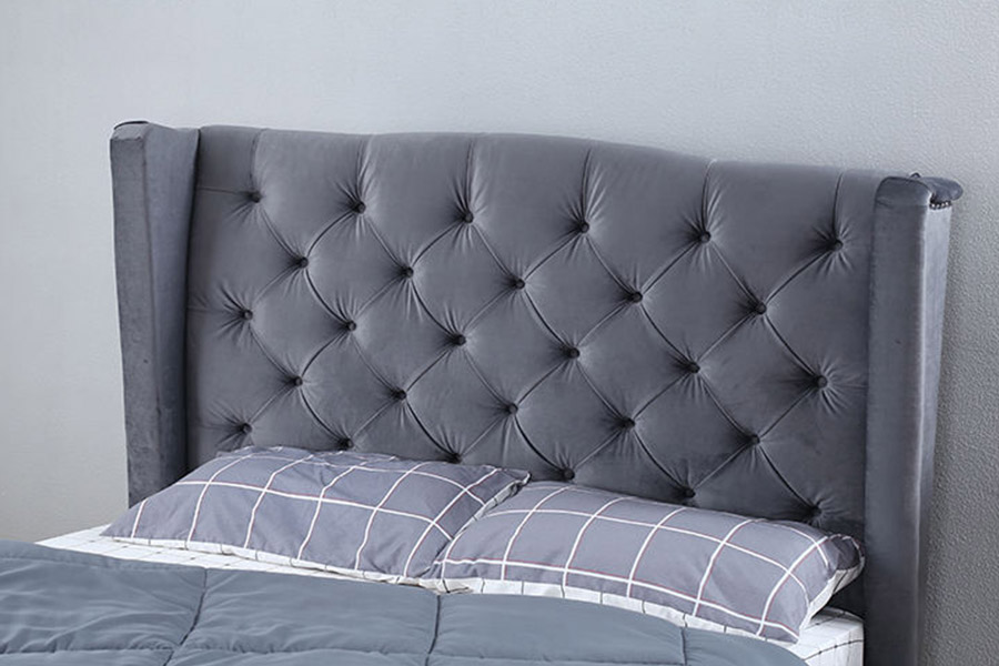 1399 Velvet Fabric Wingback Button Čalouněná postel