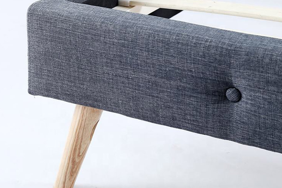 1368 Stylová čalouněná postel ve skandinávském designu