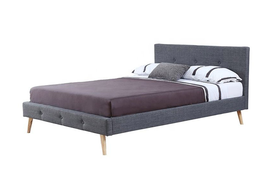1368 Stylová čalouněná postel ve skandinávském designu