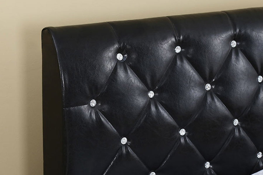 1367 Černá Leather Soft Pu čalouněná postel