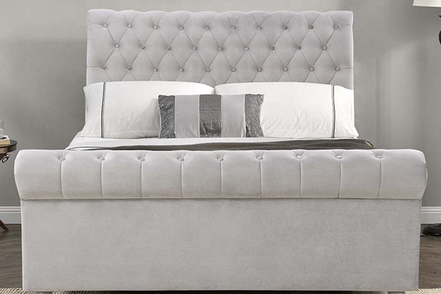 1563 Classical Sliver Sleigh Bed Čalouněná postel