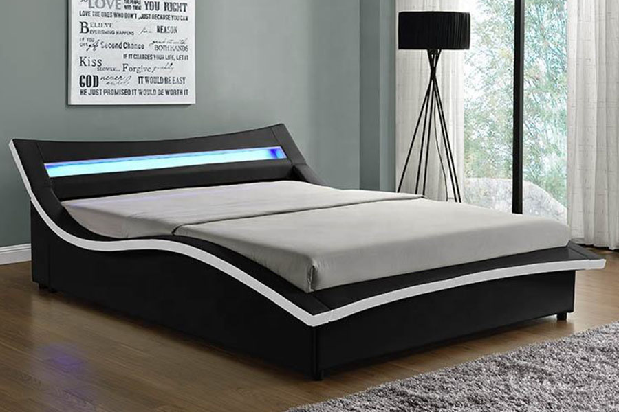 1877 Luxusní PU kůží LED čalouněný rám postele