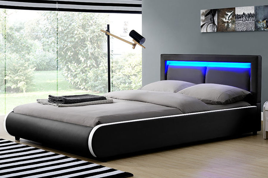 1124-1 Moderní evropský čalouněný kůží čalouněný rám postele LED