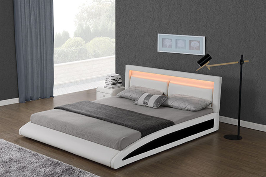 1118-1-2 Zakřivený evropský rám postele z umělé kůže Smart LED