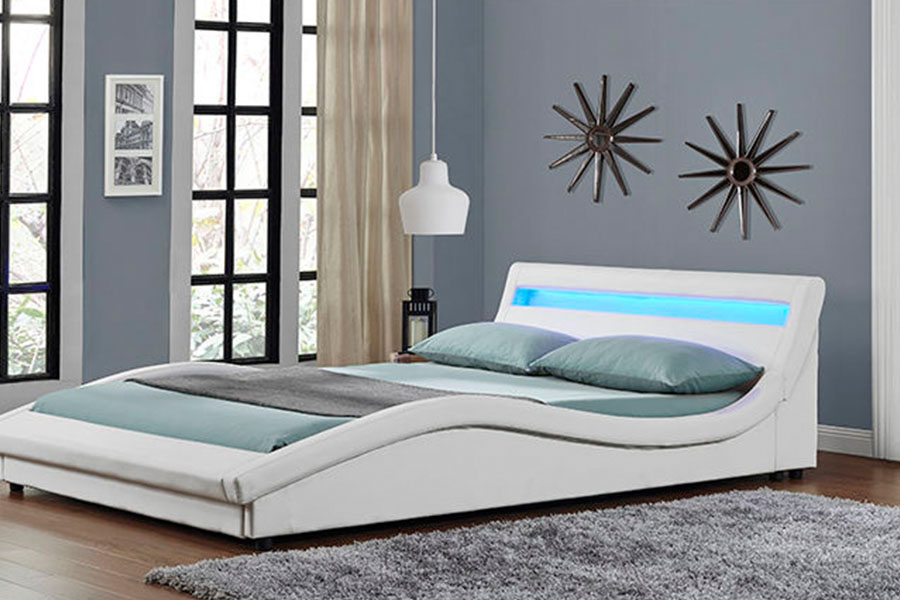 1111-1 Evropský styl PU kůží LED čalouněný rám postele