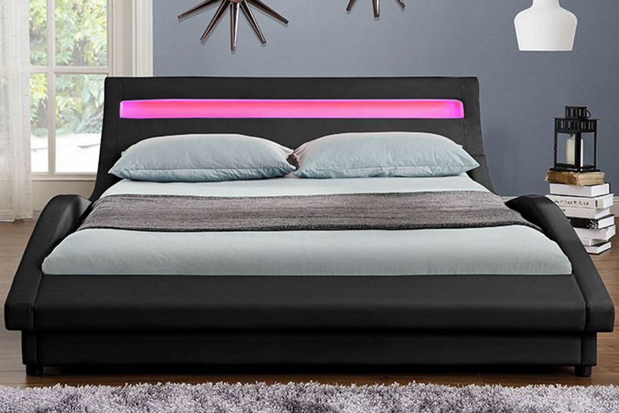 1111-1 Evropský styl PU kůží LED čalouněný rám postele