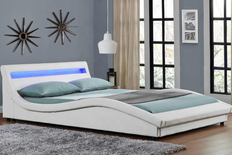 1111-1 Evropský styl PU kůží LED čalouněný rám postele