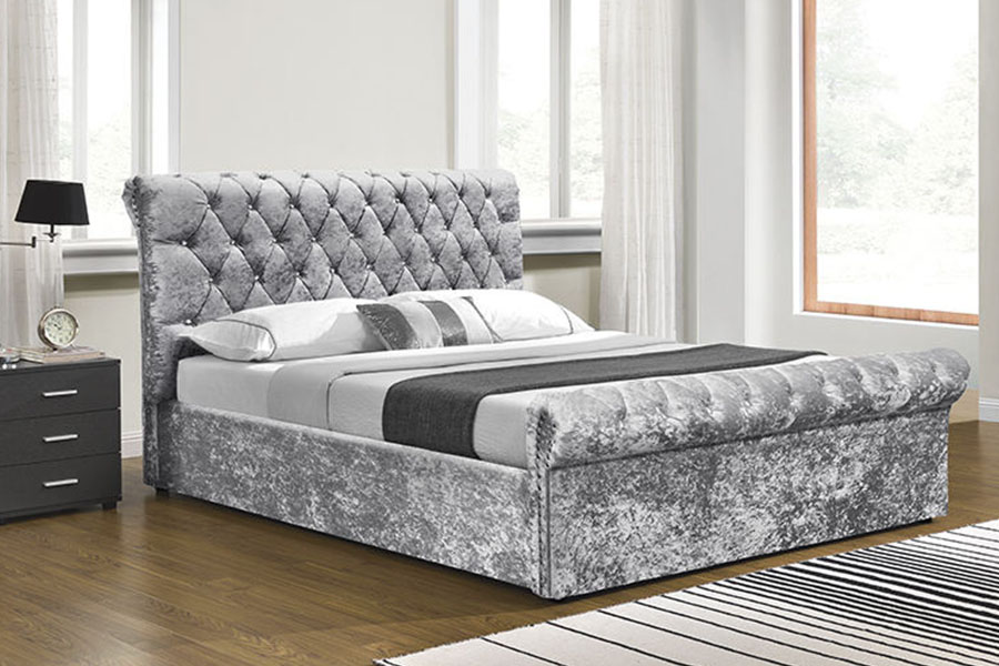 Osmanská úložná postel z drceného sametu 1153G Chesterfield