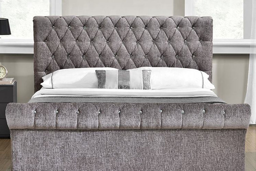 Osmanská úložná postel z drceného sametu 1153G Chesterfield