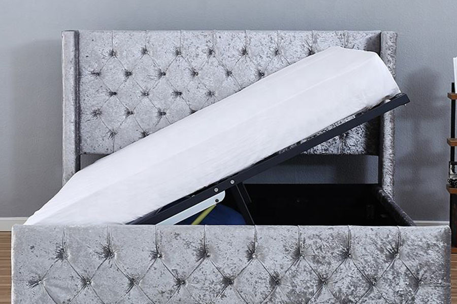 Dřevěný úložný rám postele 1290-1G Silver-Velvet LED okřídlený-Diamante