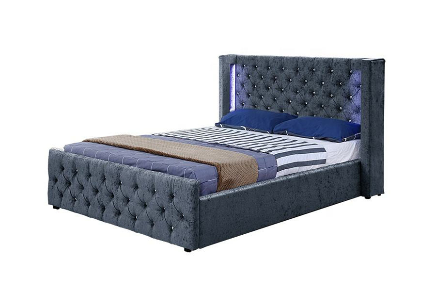Dřevěný úložný rám postele 1290-1G Silver-Velvet LED okřídlený-Diamante